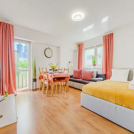 Διαμέρισμα With Private Balcony Βαρσοβία