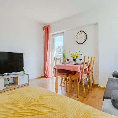 Διαμέρισμα With Private Balcony *
