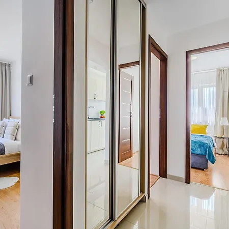 With Private Balcony Διαμέρισμα Βαρσοβία